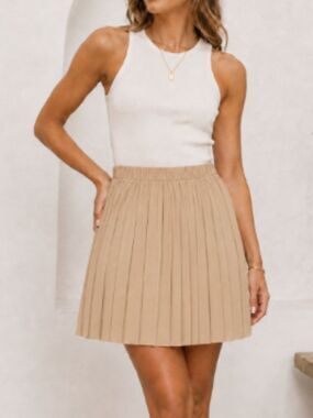 MAX‎ STUDIO Crepe Pleated Mini Elastic Waist - Size L - NWT